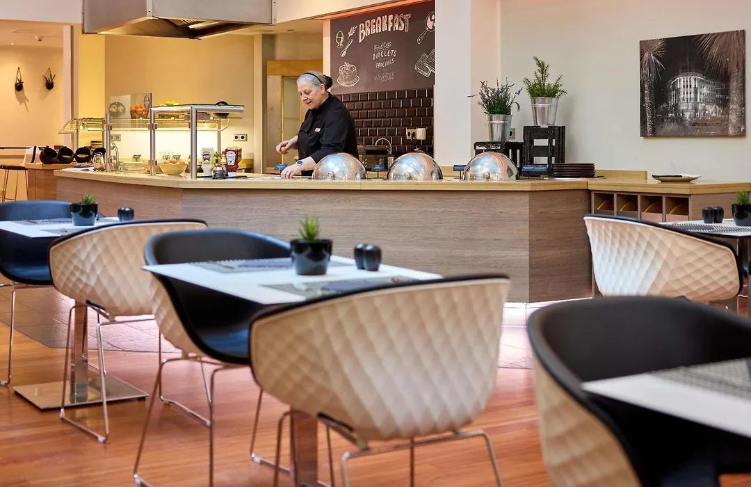 Mercure Hotel Duesseldorf City Center-1